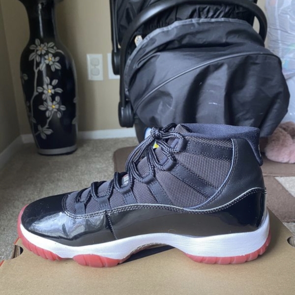 Jordan 11s - Picture 5 of 8
